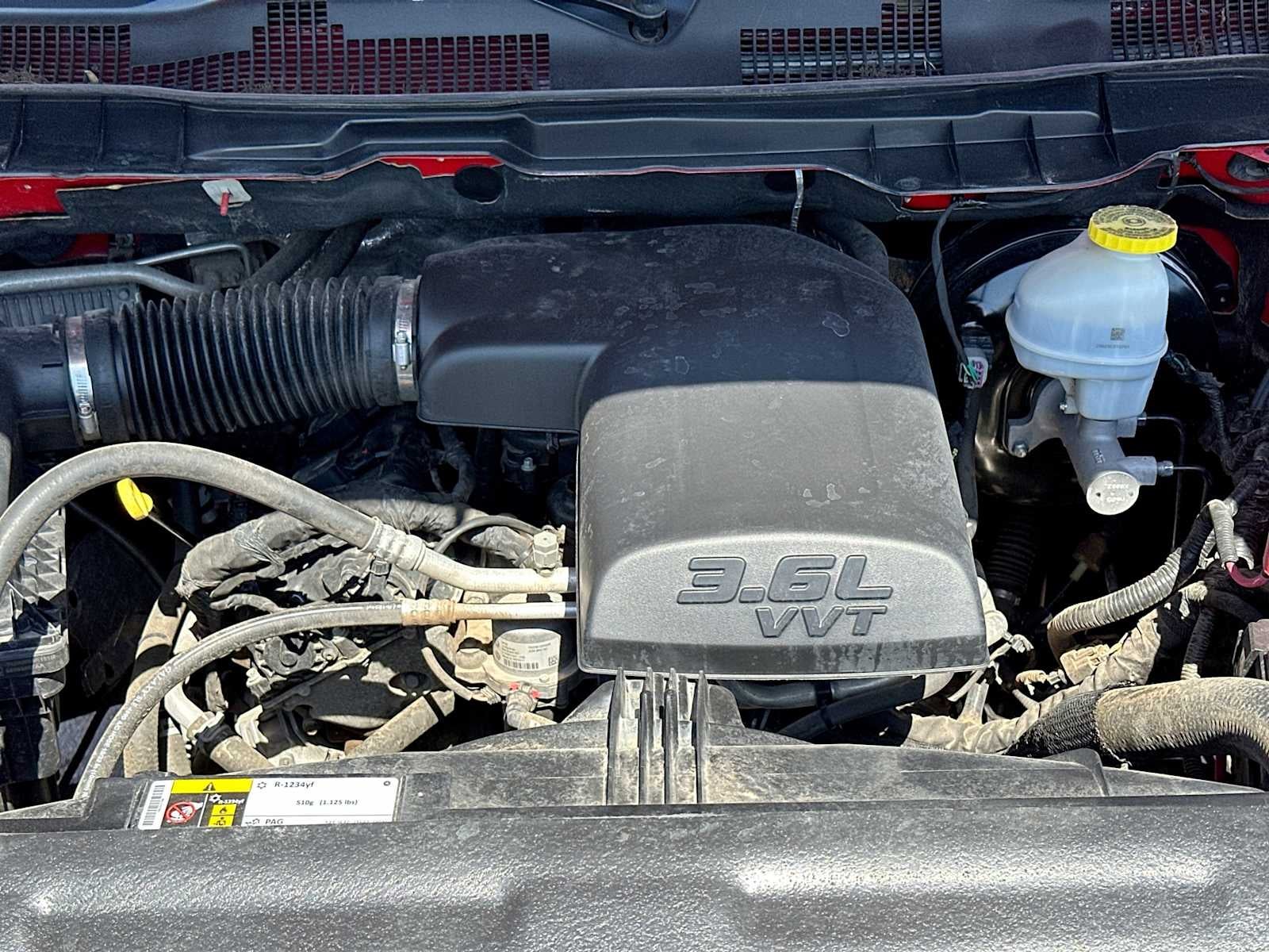 2024 RAM 1500 Classic SLT Quad Cab 4x2 6'4' Box