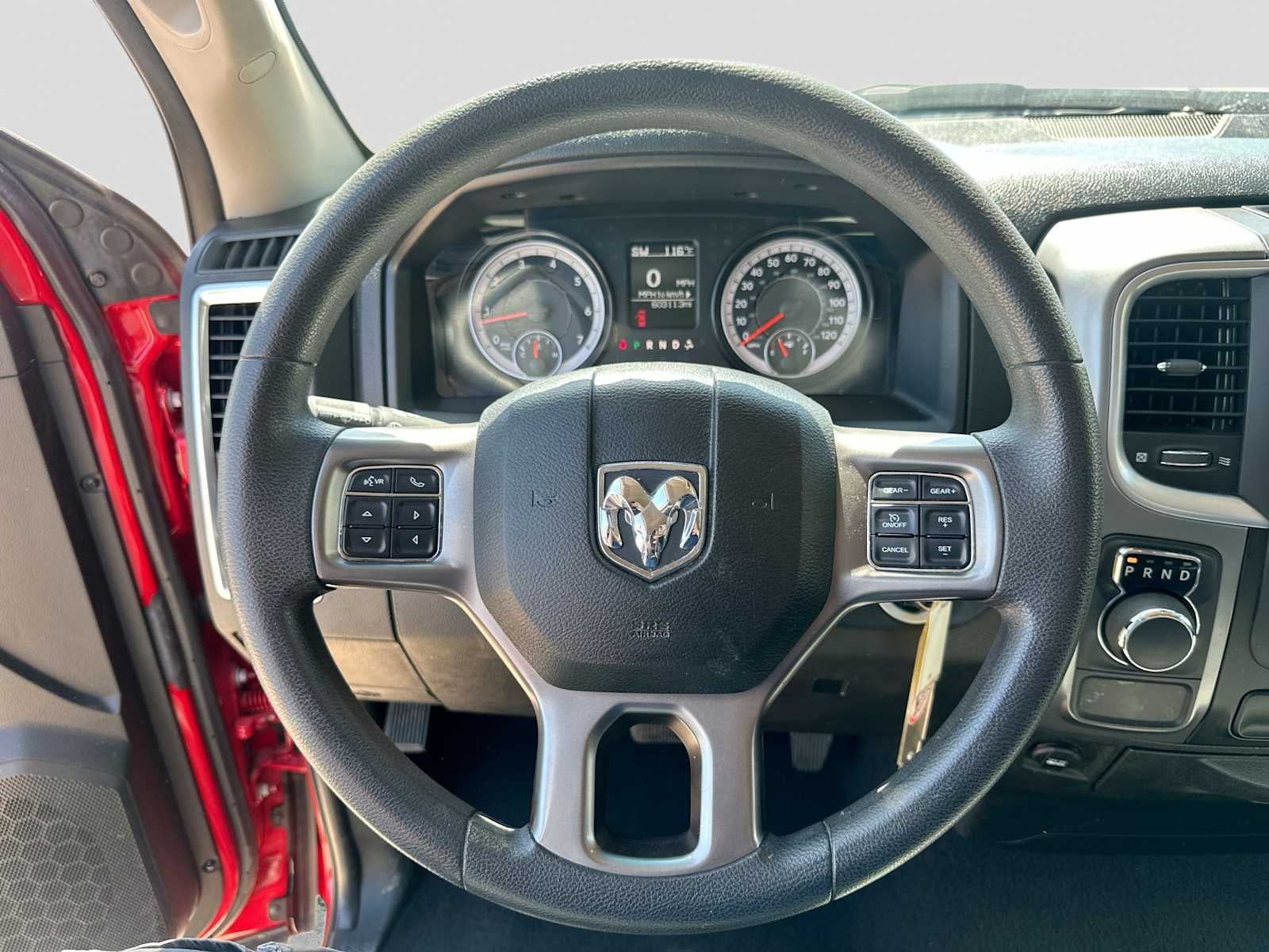2024 RAM 1500 Classic SLT Quad Cab 4x2 6'4' Box