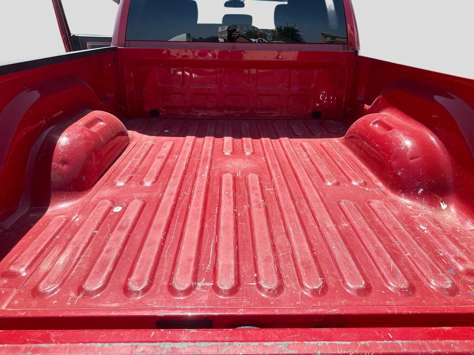 2024 RAM 1500 Classic SLT Quad Cab 4x2 6'4' Box