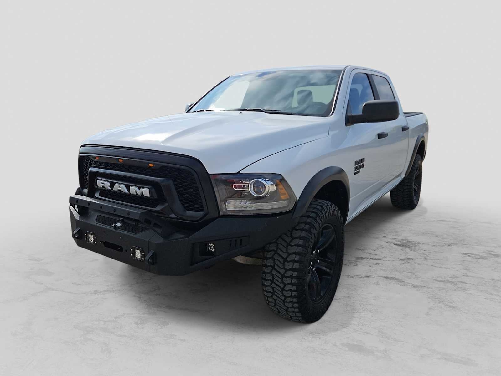 2024 RAM 1500 Classic Warlock Crew Cab 4x2 5'7' Box