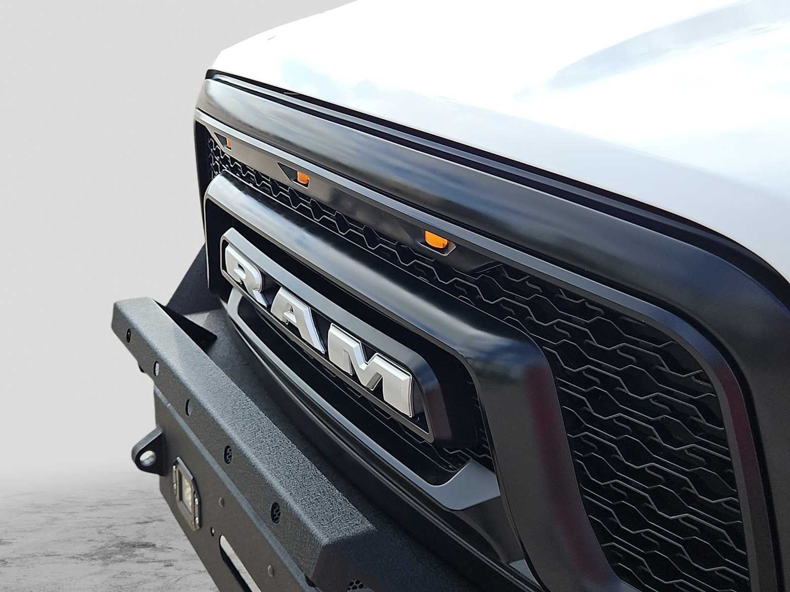 2024 RAM 1500 Classic Warlock Crew Cab 4x2 5'7' Box