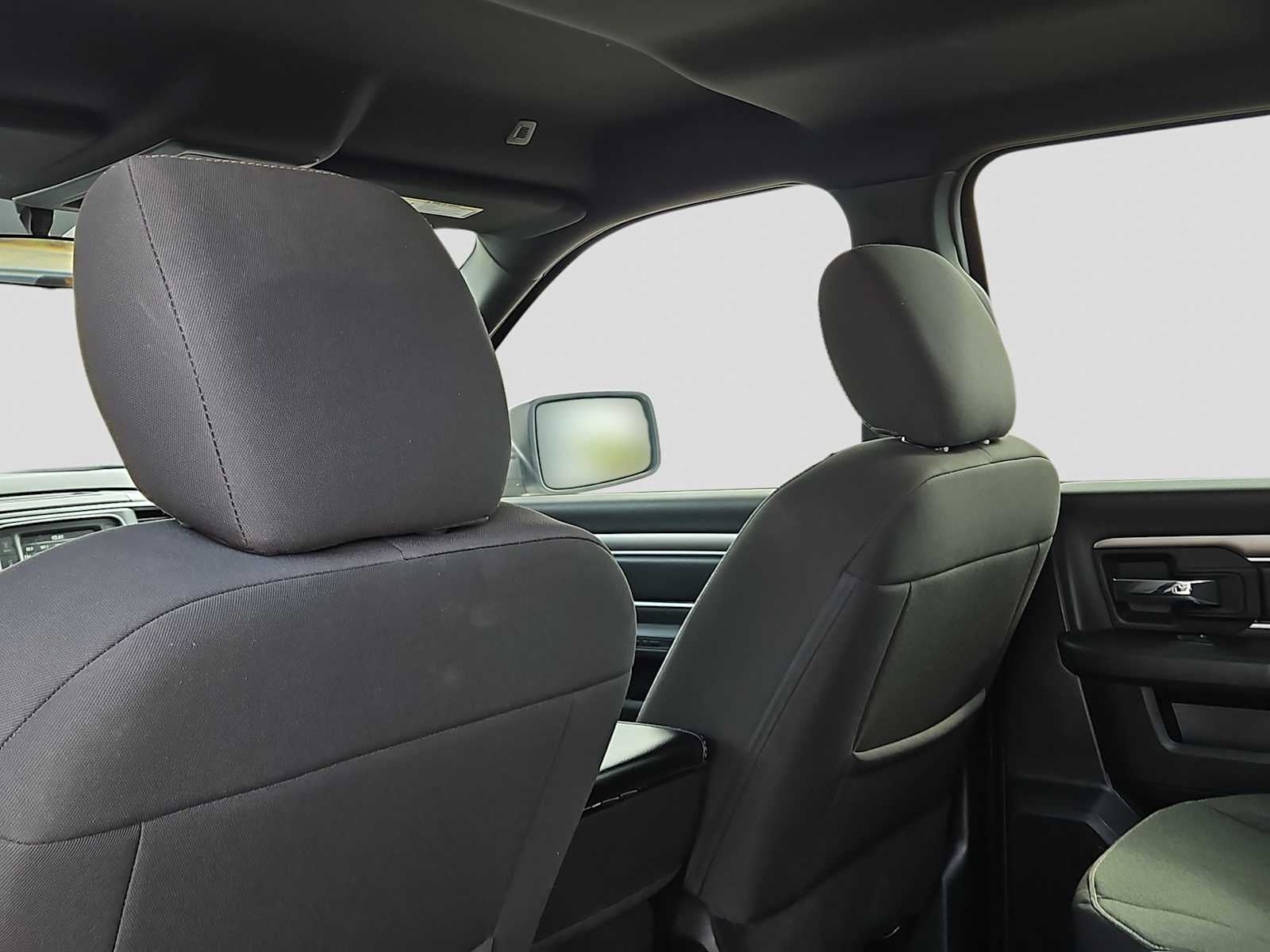 2024 RAM 1500 Classic Warlock Crew Cab 4x2 5'7' Box