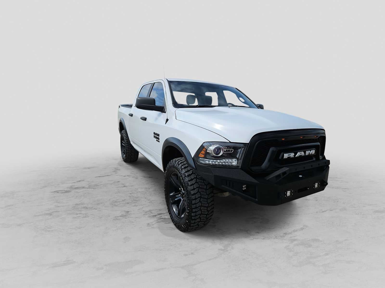 2024 RAM 1500 Classic Warlock Crew Cab 4x2 5'7' Box