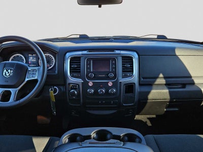 2024 RAM 1500 Classic Warlock Crew Cab 4x2 5'7' Box