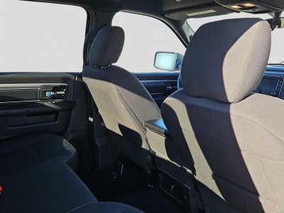 2024 RAM 1500 Classic Warlock Crew Cab 4x2 5'7' Box