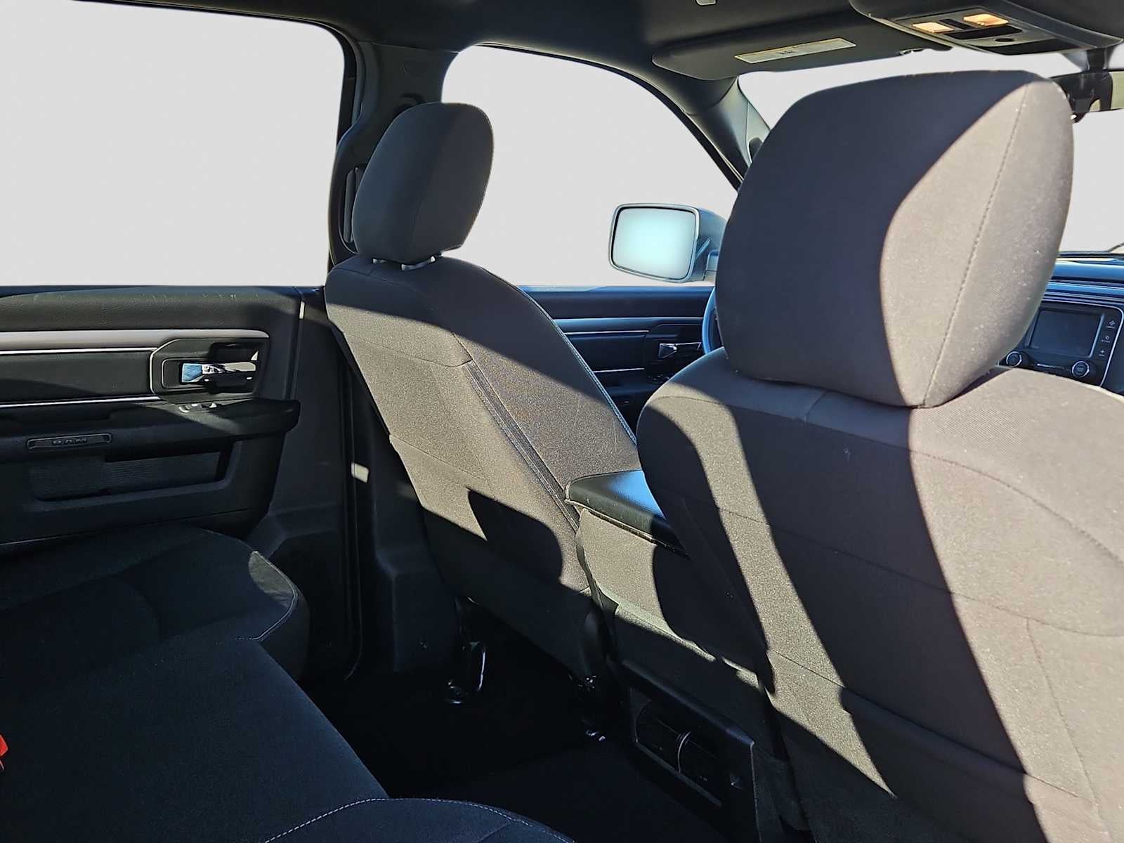 2024 RAM 1500 Classic Warlock Crew Cab 4x2 5'7' Box