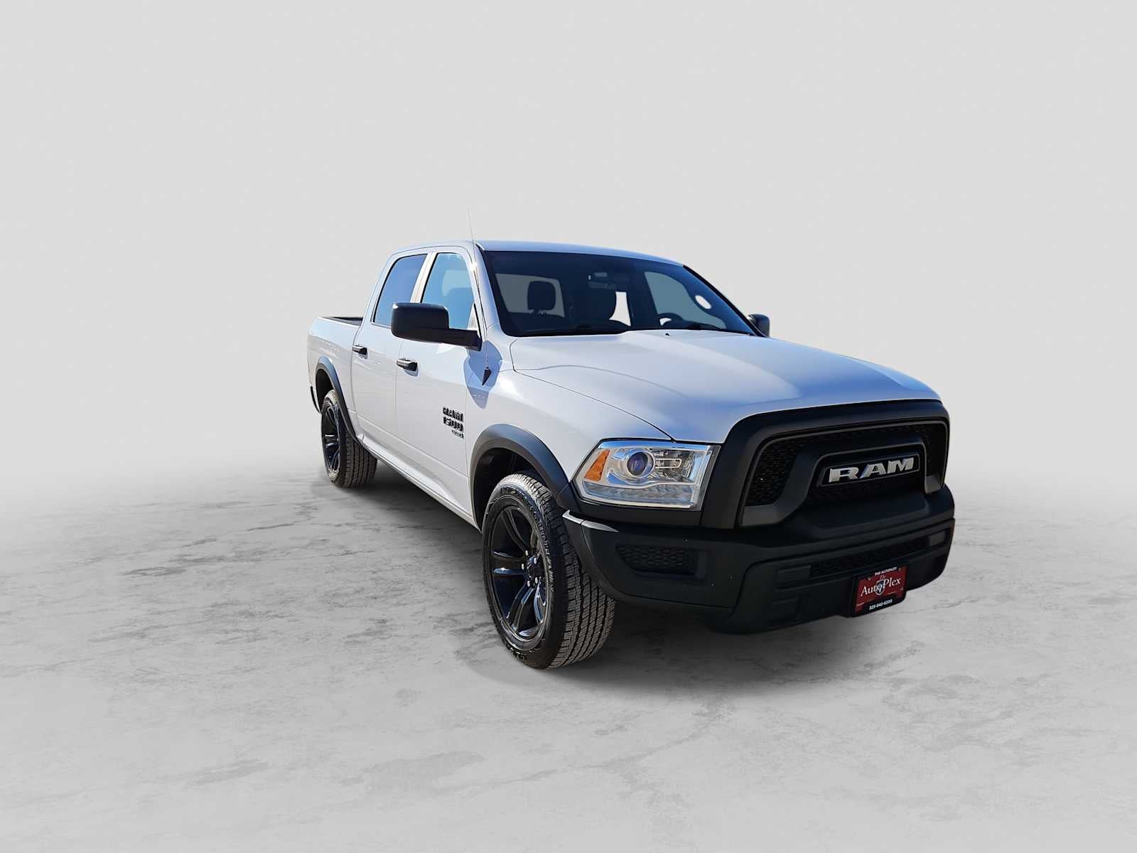 2024 RAM 1500 Classic Warlock Crew Cab 4x2 5'7' Box