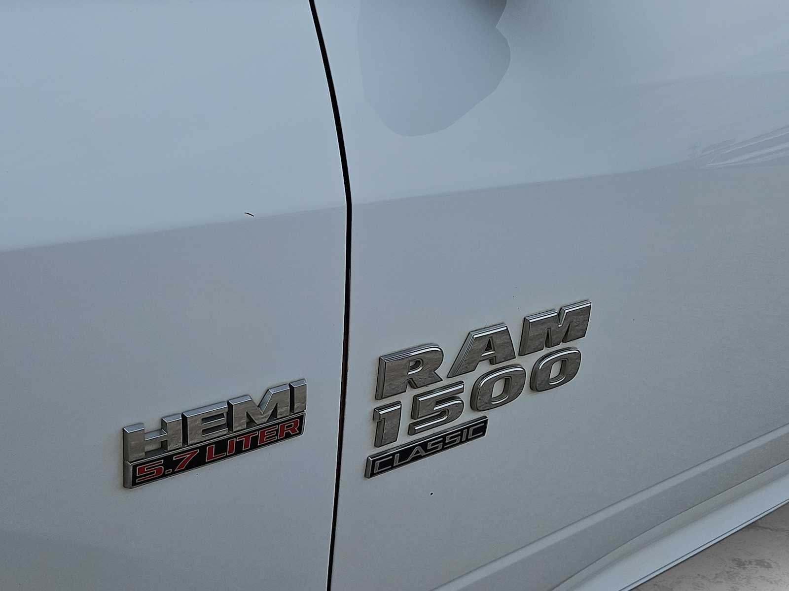 2021 RAM 1500 Classic Tradesman Crew Cab 4x2 6'4' Box