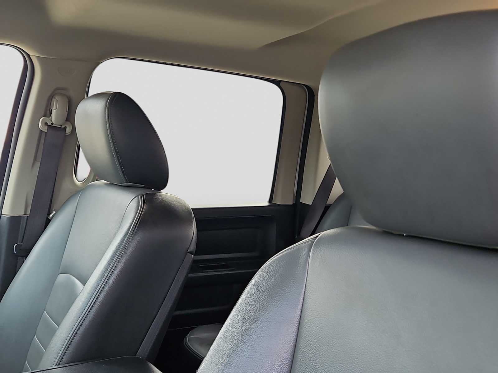 2021 RAM 1500 Classic Tradesman Crew Cab 4x2 6'4' Box