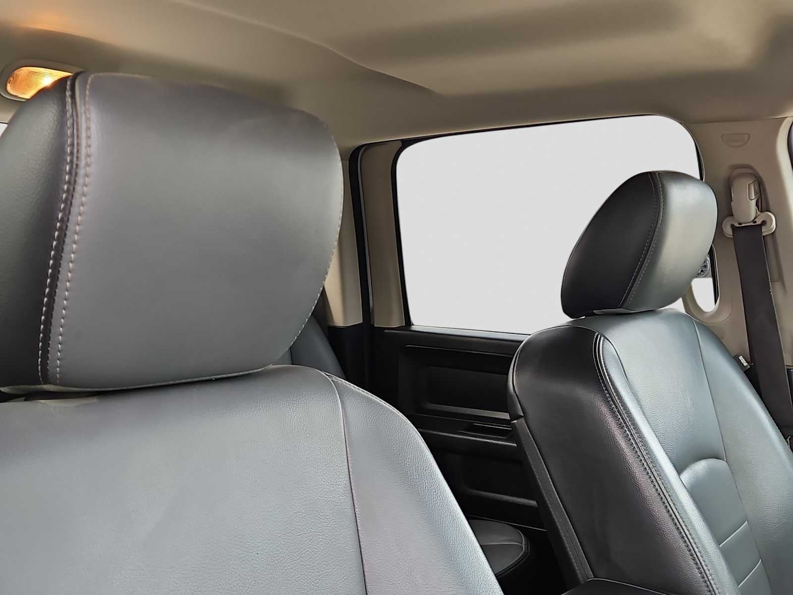 2021 RAM 1500 Classic Tradesman Crew Cab 4x2 6'4' Box
