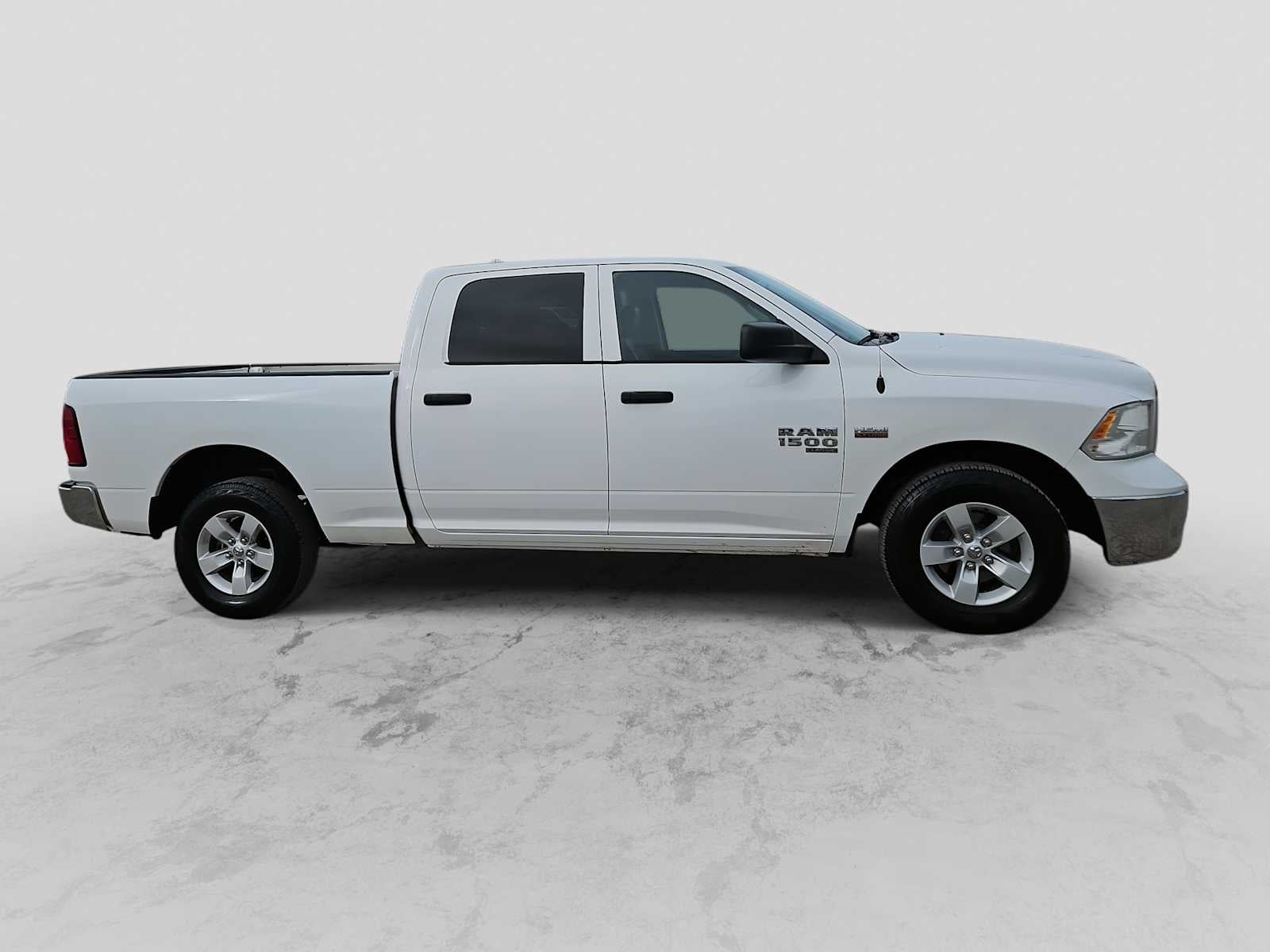 2021 RAM 1500 Classic Tradesman Crew Cab 4x2 6'4' Box