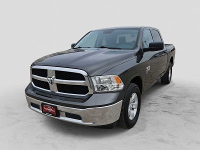 2022 RAM 1500 Classic SLT Crew Cab 4x4 5'7' Box