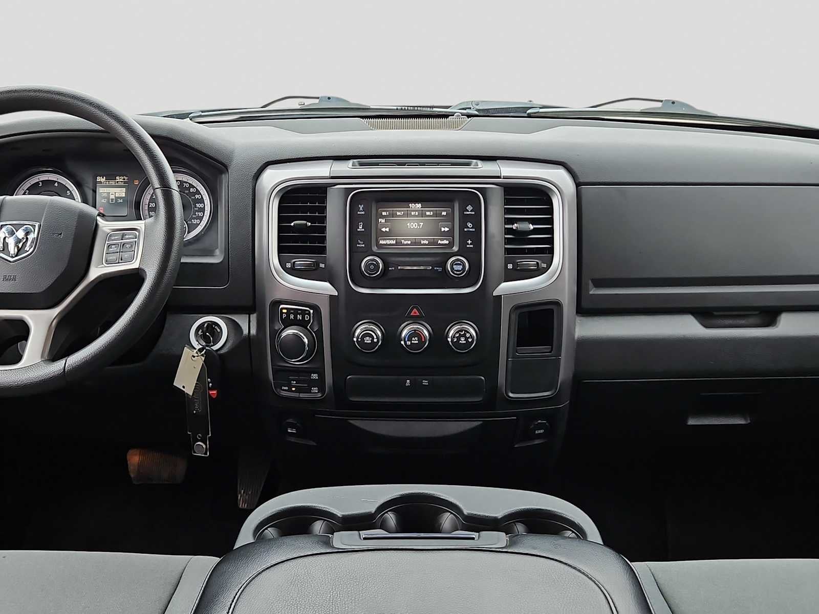 2022 RAM 1500 Classic SLT Crew Cab 4x4 5'7' Box