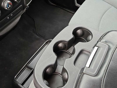 2022 RAM 1500 Classic SLT Crew Cab 4x4 5'7' Box