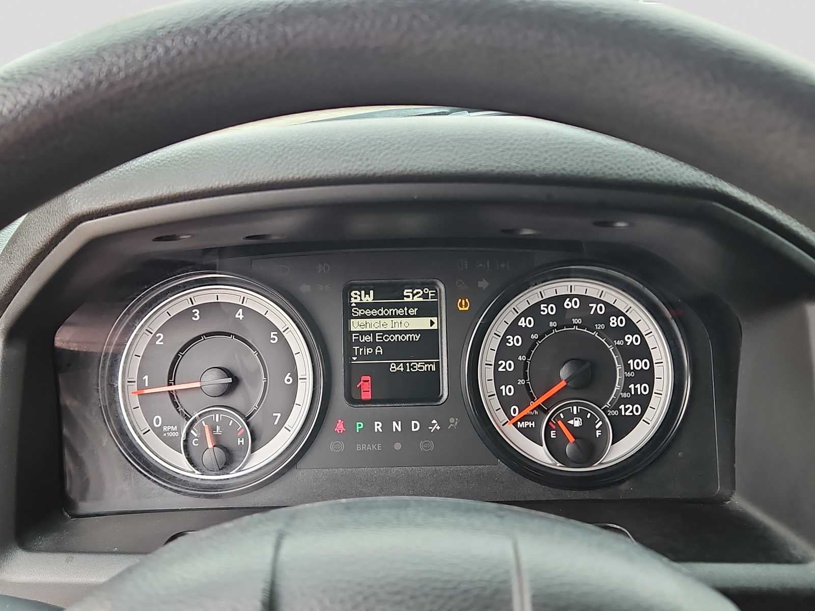 2022 RAM 1500 Classic SLT Crew Cab 4x4 5'7' Box