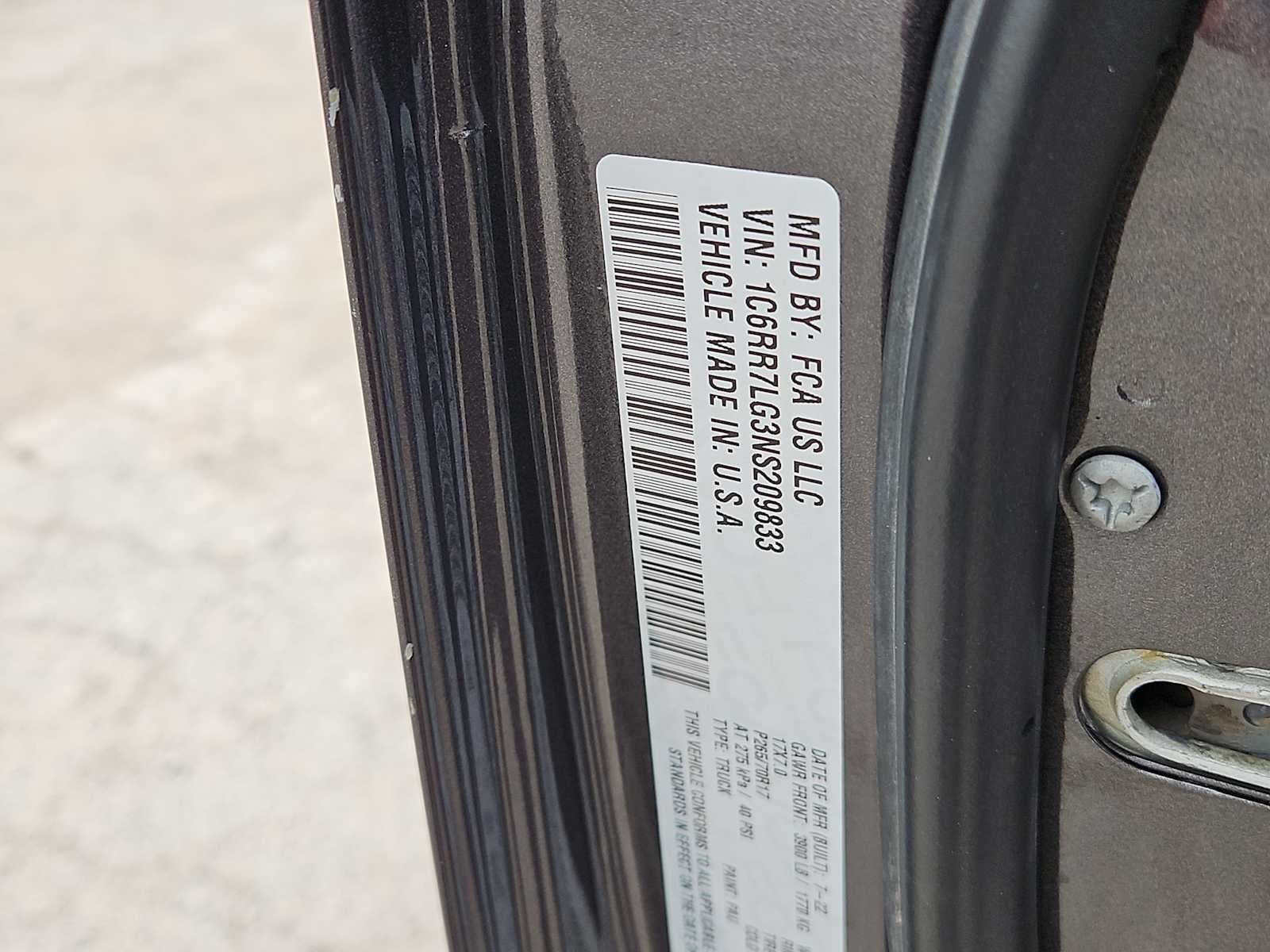 2022 RAM 1500 Classic SLT Crew Cab 4x4 5'7' Box