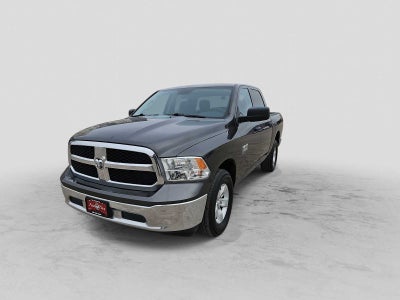 2022 RAM 1500 Classic SLT Crew Cab 4x4 5'7' Box