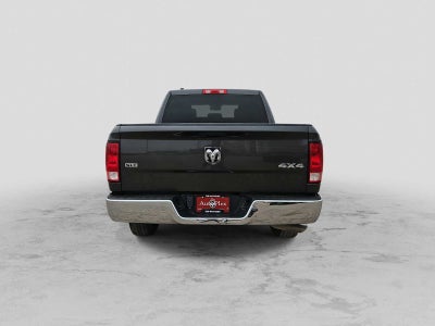 2022 RAM 1500 Classic SLT Crew Cab 4x4 5'7' Box