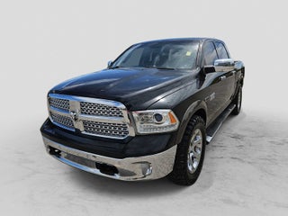 2018 RAM 1500 Laramie Crew Cab 4x4 5'7' Box