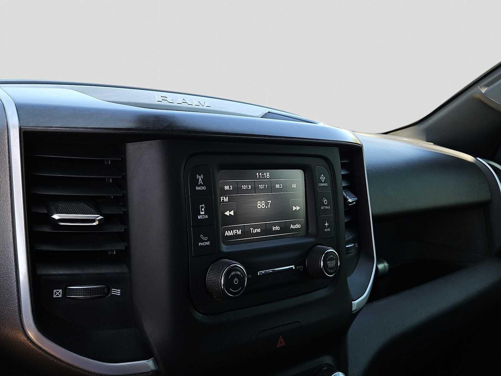 2022 RAM 1500 Lone Star Quad Cab 4x2 6'4' Box