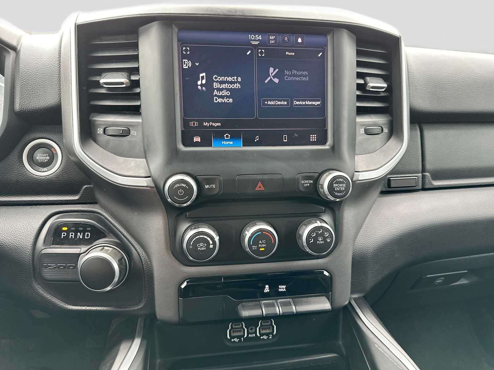 2022 RAM 1500 Lone Star Quad Cab 4x2 6'4' Box