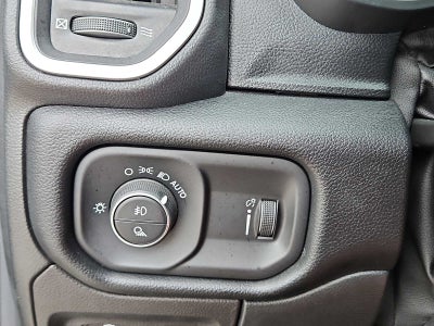 2022 RAM 1500 Lone Star Quad Cab 4x2 6'4' Box