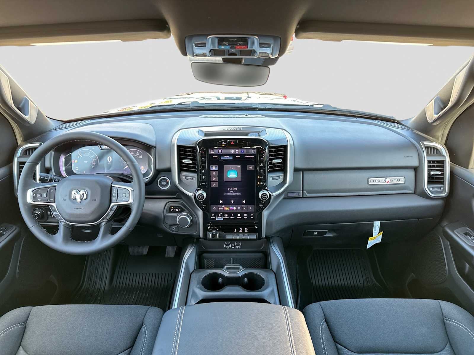 2027 RAM 1500 RAM 1500 LONE STAR CREW CAB 4X2 5'7' BOX