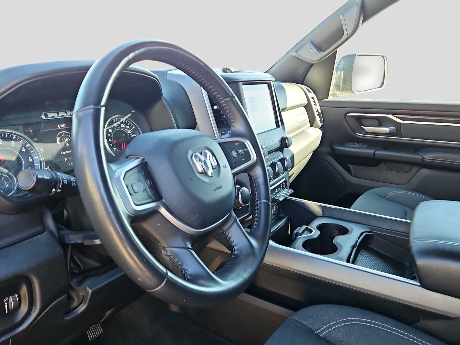 2022 RAM 1500 Lone Star Crew Cab 4x2 5'7' Box