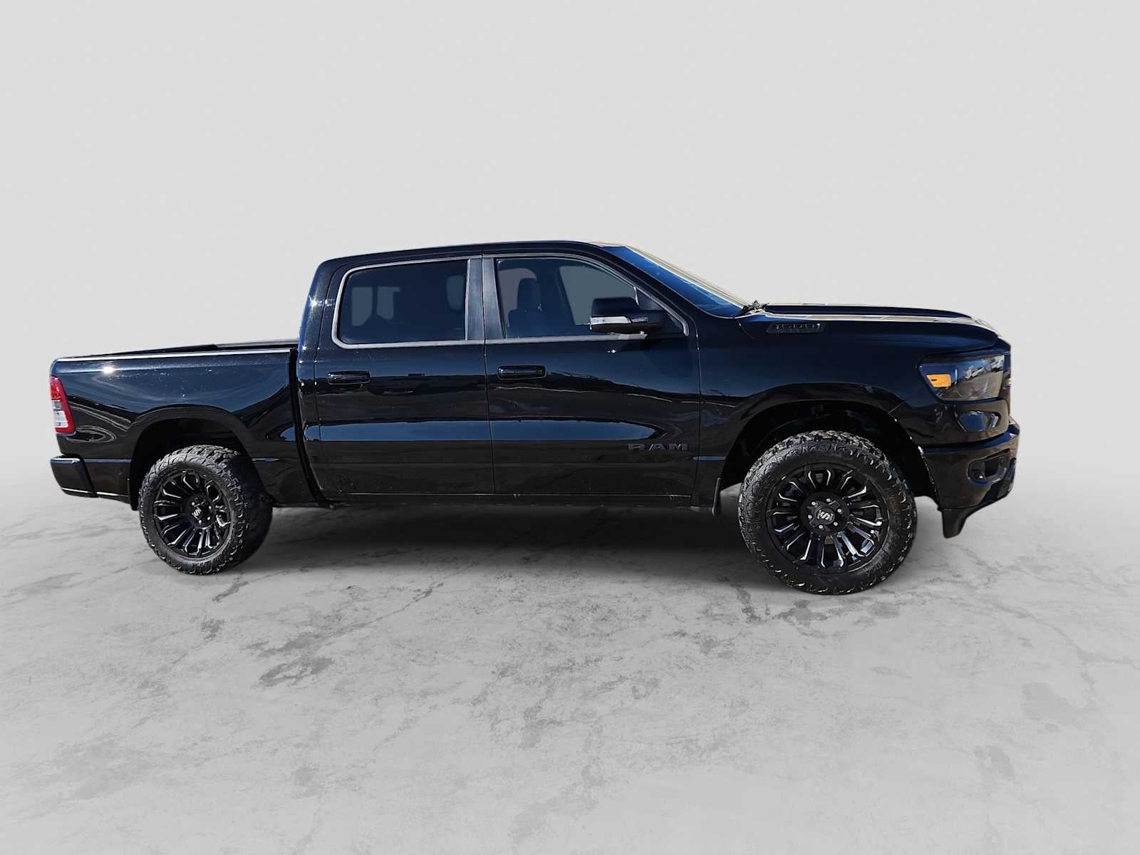 2022 RAM 1500 Lone Star Crew Cab 4x2 5'7' Box