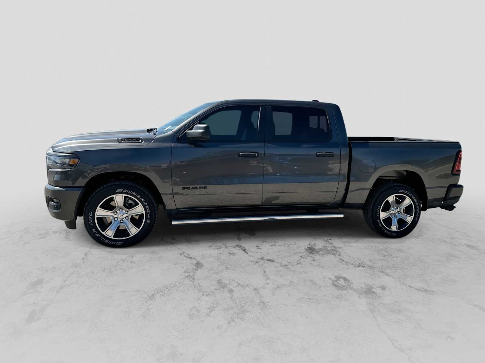 2026 RAM 1500 RAM 1500 EXPRESS CREW CAB 4X2 5'7' BOX