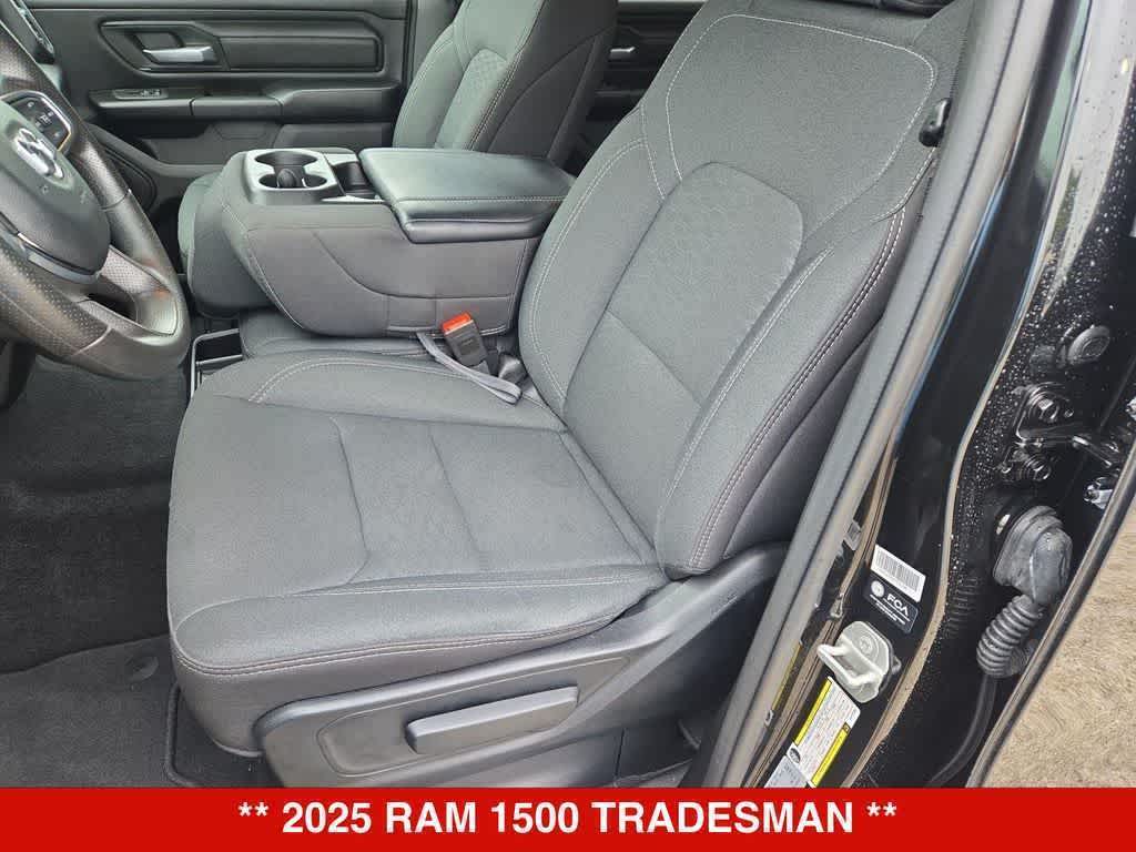 2025 RAM 1500 Tradesman Crew Cab 4x2 5'7' Box