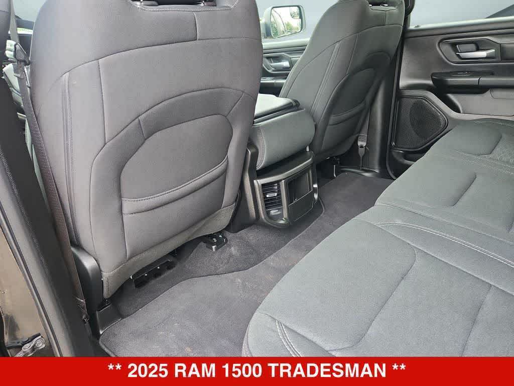 2025 RAM 1500 Tradesman Crew Cab 4x2 5'7' Box