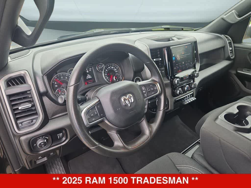 2025 RAM 1500 Tradesman Crew Cab 4x2 5'7' Box