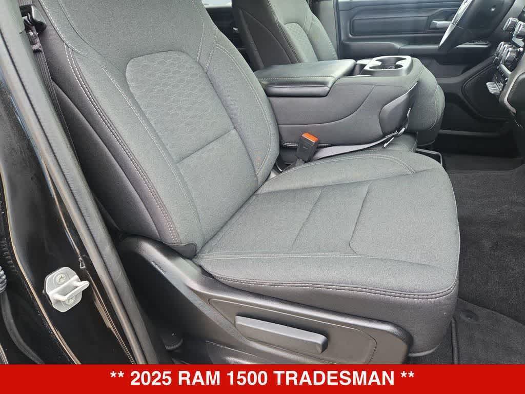 2025 RAM 1500 Tradesman Crew Cab 4x2 5'7' Box