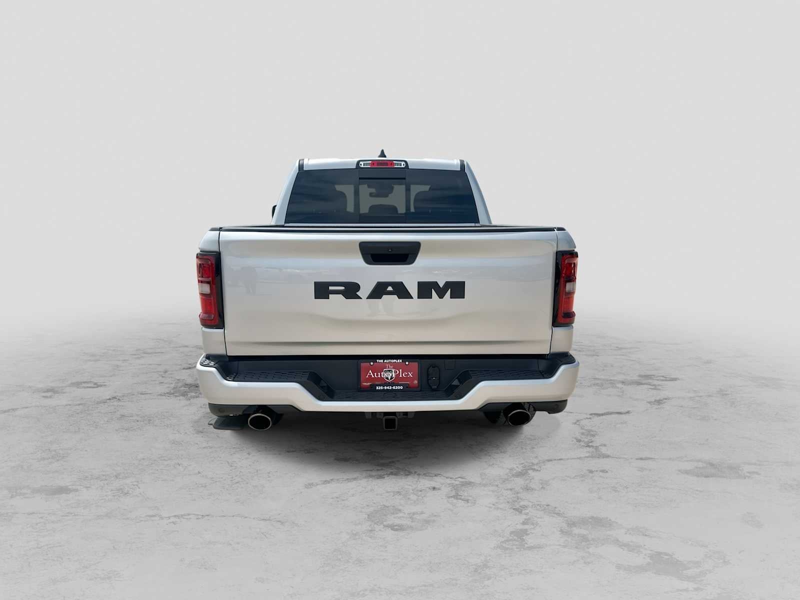 2026 RAM 1500 RAM 1500 EXPRESS CREW CAB 4X2 5'7' BOX