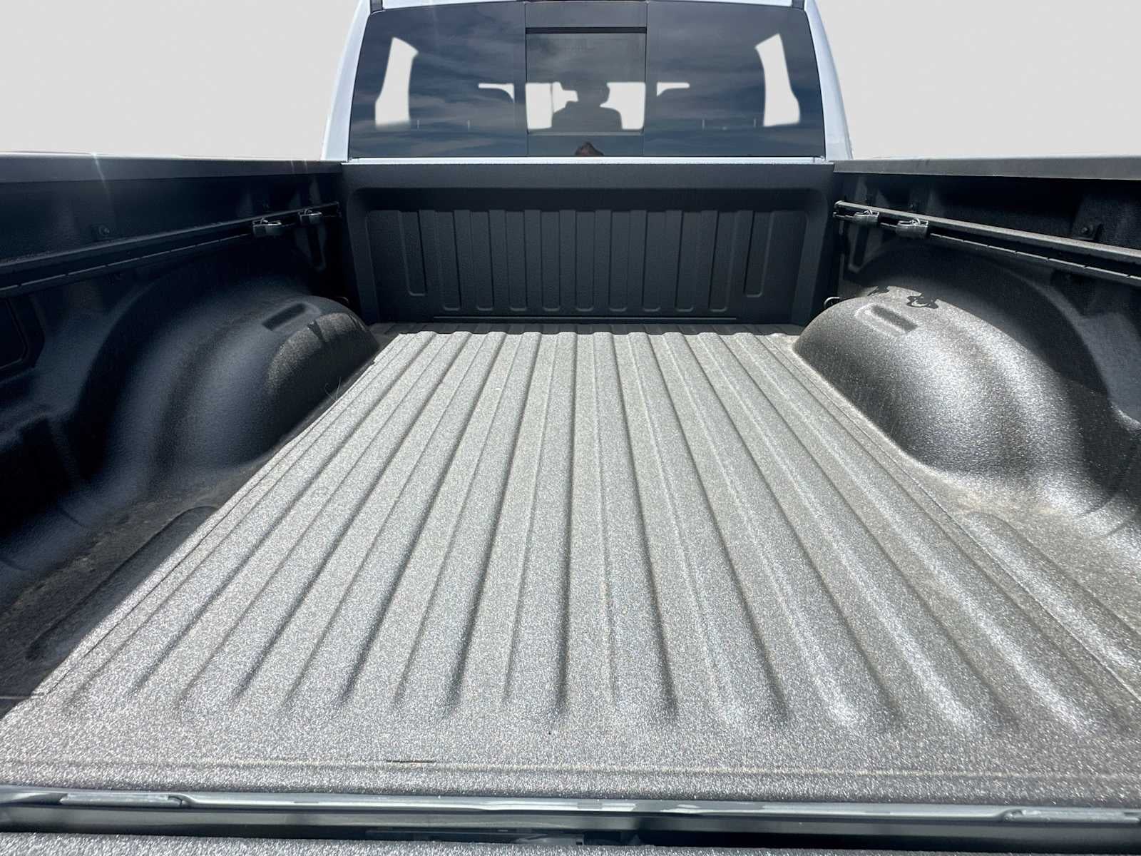 2026 RAM 1500 RAM 1500 EXPRESS CREW CAB 4X2 5'7' BOX