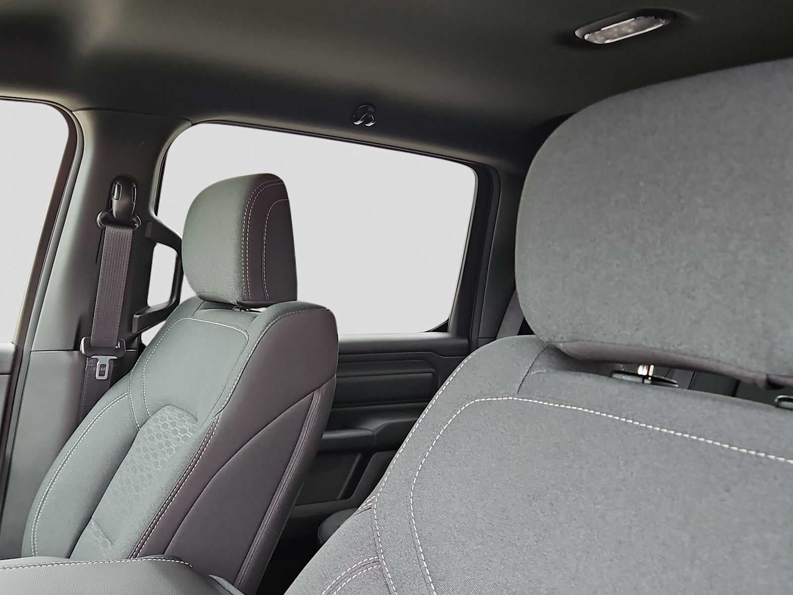 2026 RAM 1500 RAM 1500 EXPRESS CREW CAB 4X2 5'7' BOX