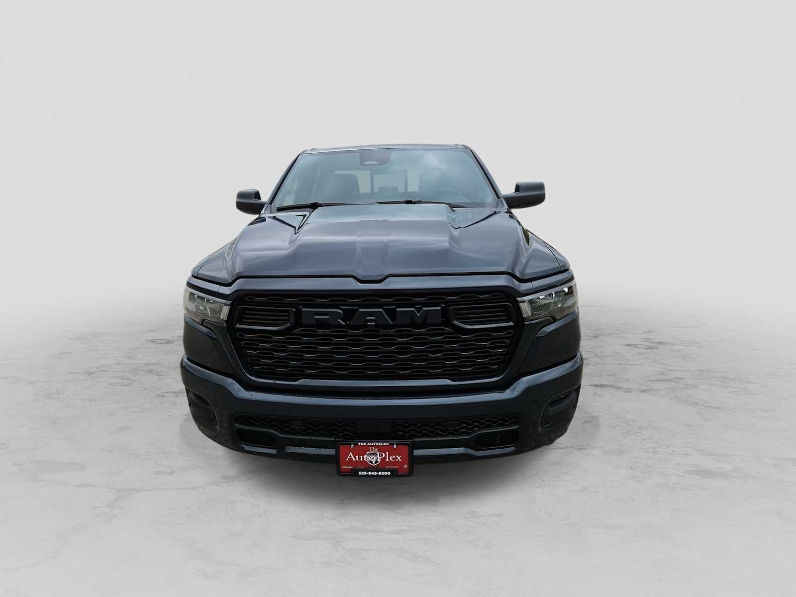 2026 RAM 1500 RAM 1500 EXPRESS CREW CAB 4X2 5'7' BOX