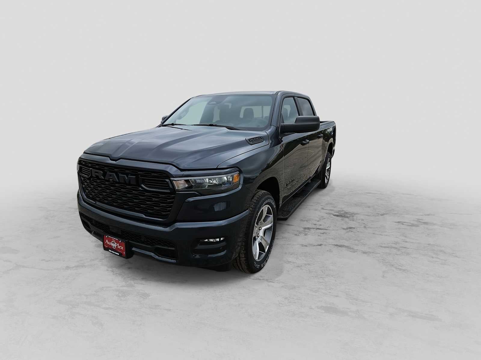 2026 RAM 1500 RAM 1500 EXPRESS CREW CAB 4X2 5'7' BOX