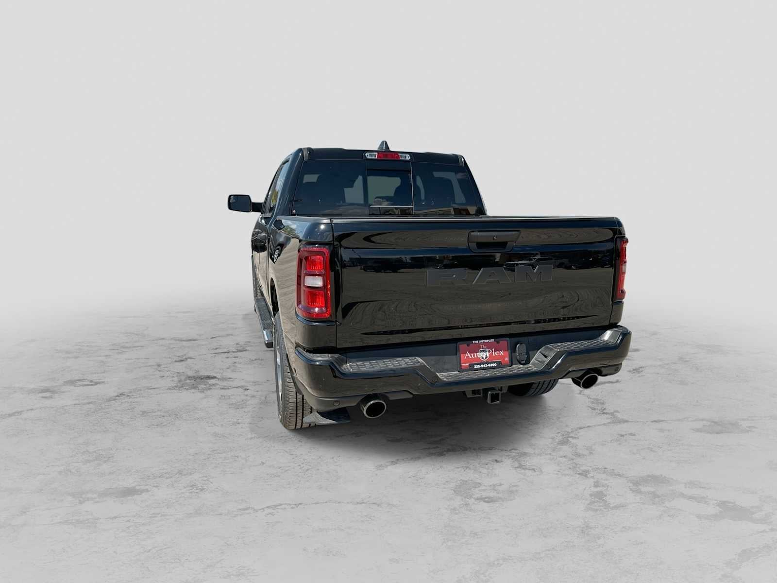 2026 RAM 1500 RAM 1500 EXPRESS CREW CAB 4X2 5'7' BOX