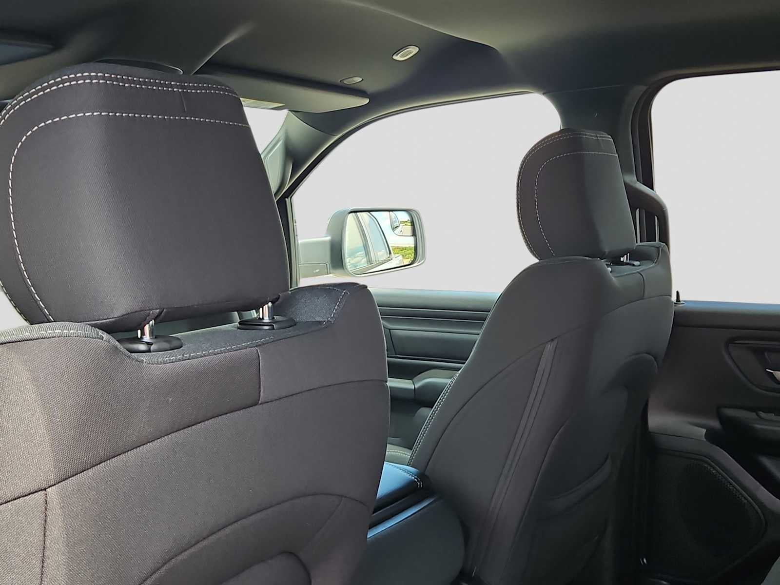 2026 RAM Ram 1500 RAM 1500 EXPRESS CREW CAB 4X2 5'7' BOX
