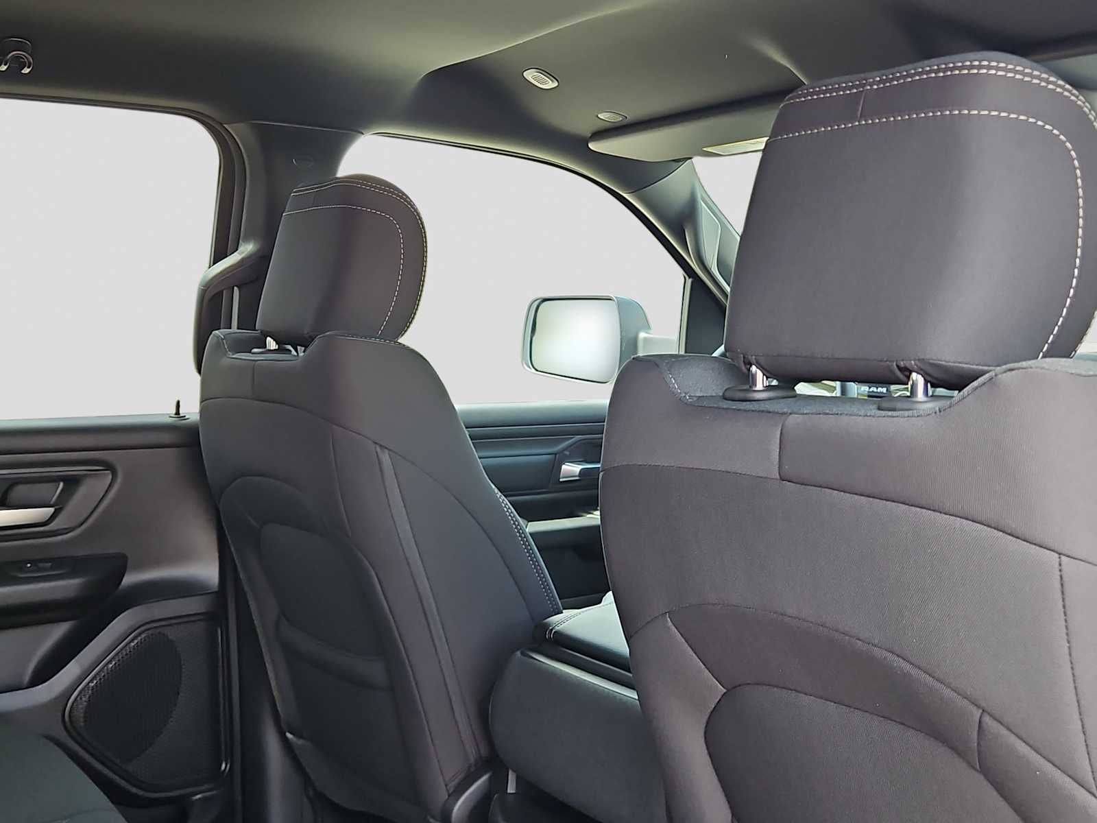 2026 RAM Ram 1500 RAM 1500 EXPRESS CREW CAB 4X2 5'7' BOX