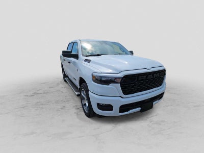 2026 RAM Ram 1500 RAM 1500 EXPRESS CREW CAB 4X2 5'7' BOX