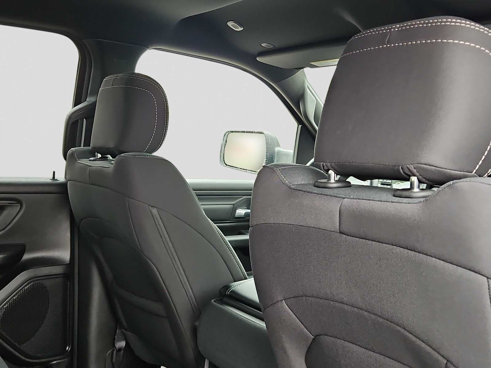 2026 RAM Ram 1500 RAM 1500 EXPRESS CREW CAB 4X2 5'7' BOX