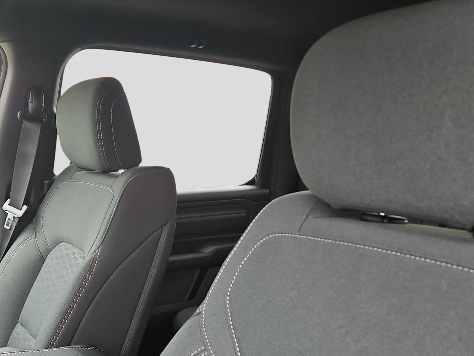 2026 RAM Ram 1500 RAM 1500 EXPRESS CREW CAB 4X2 5'7' BOX