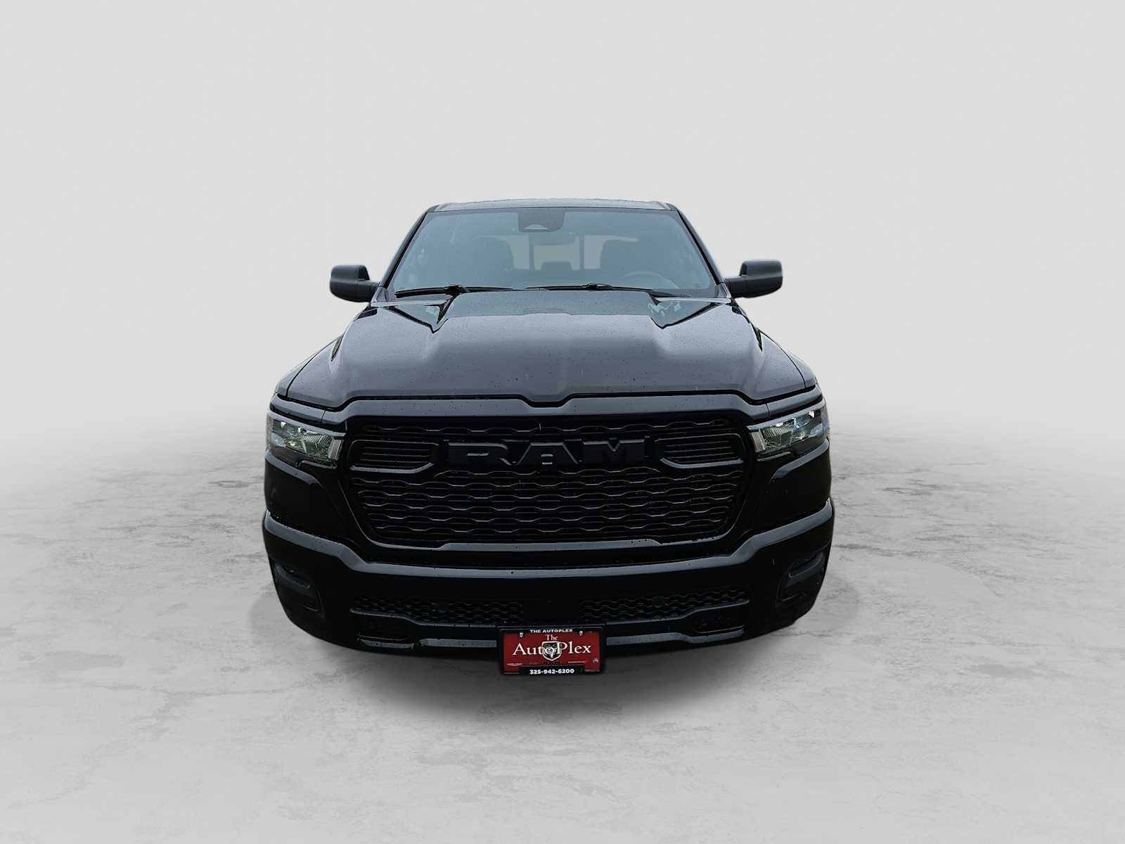 2026 RAM Ram 1500 RAM 1500 EXPRESS CREW CAB 4X2 5'7' BOX