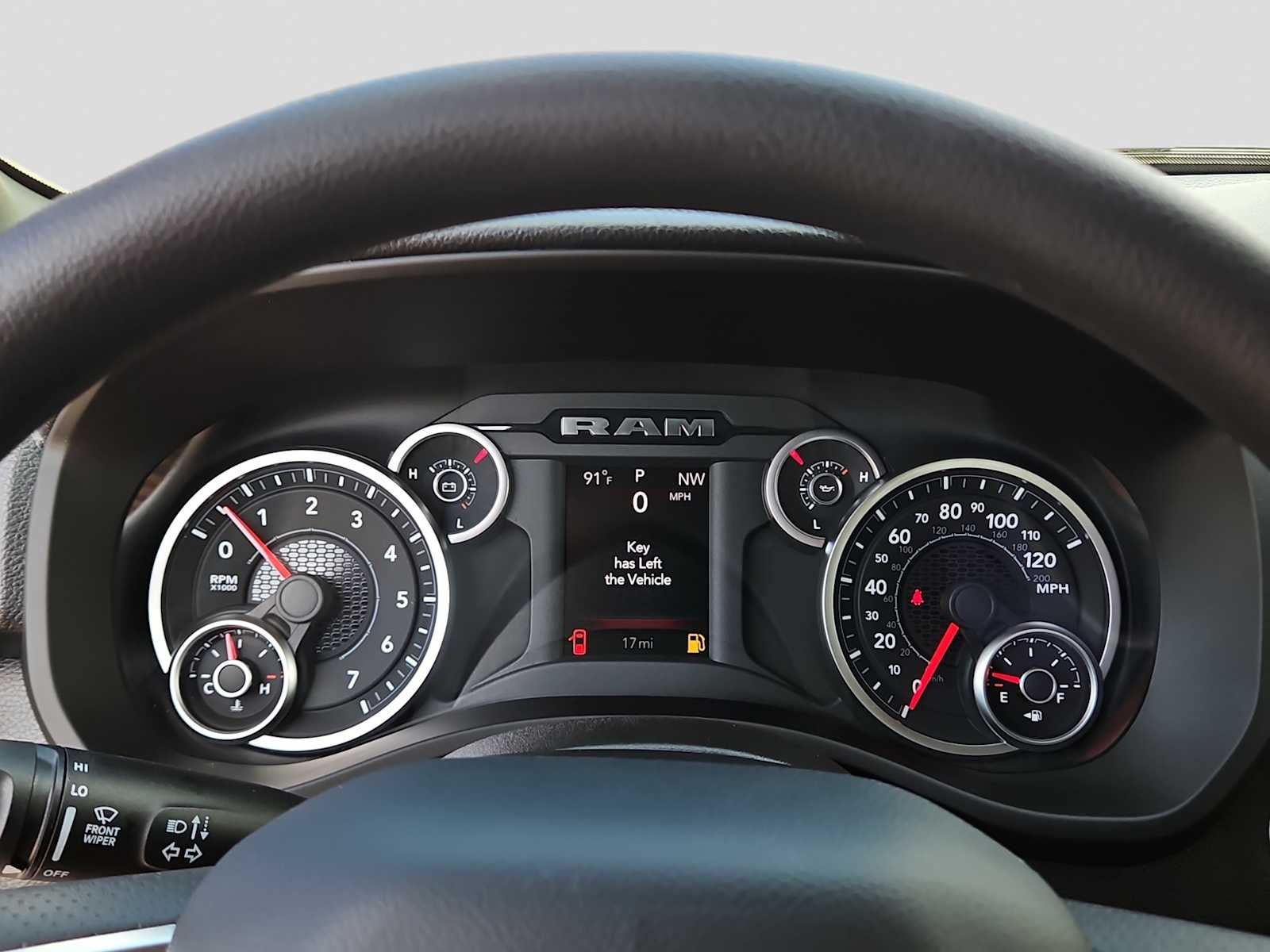 2026 RAM Ram 1500 RAM 1500 EXPRESS CREW CAB 4X2 5'7' BOX