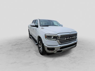 2022 RAM 1500 Laramie Crew Cab 4x2 5'7' Box