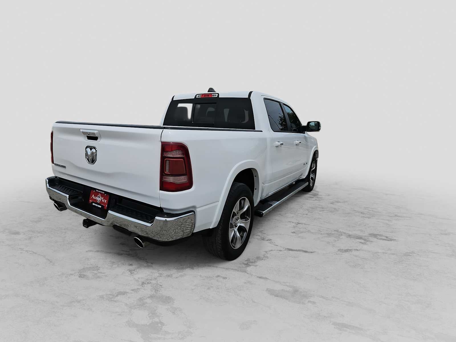2022 RAM 1500 Laramie Crew Cab 4x2 5'7' Box