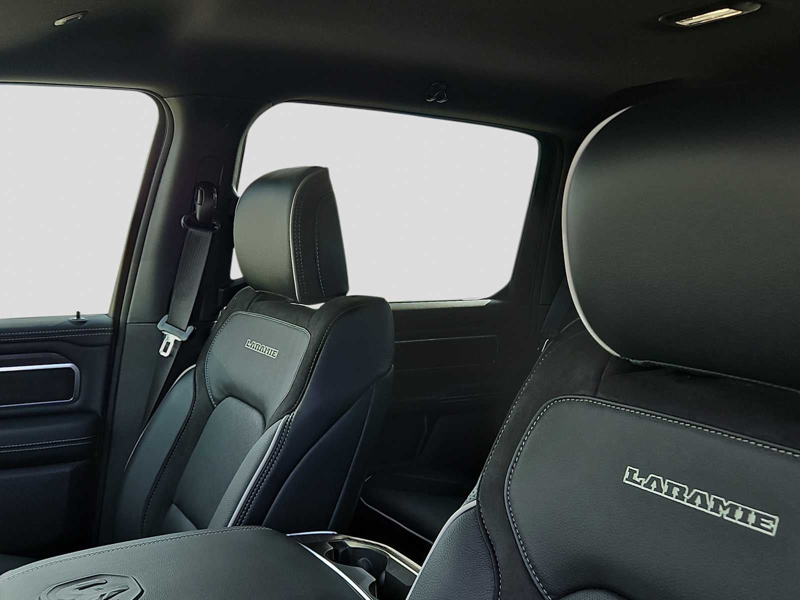 2026 RAM Ram 1500 RAM 1500 LARAMIE CREW CAB 4X2 5'7' BOX